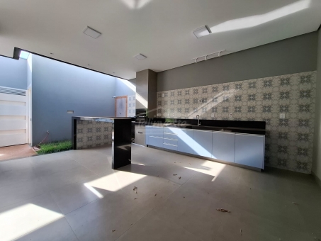 CASA NO BAIRRO GOMES E BRITO