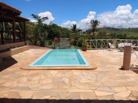 Rancho a venda - Santo Expedito