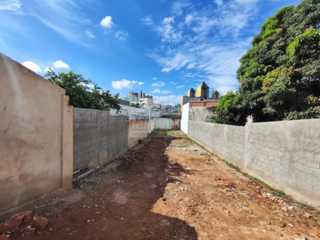 LOTE EXCELENTE LOCALIZA&Ccedil;&Atilde;O - AVENIDA DA MODA