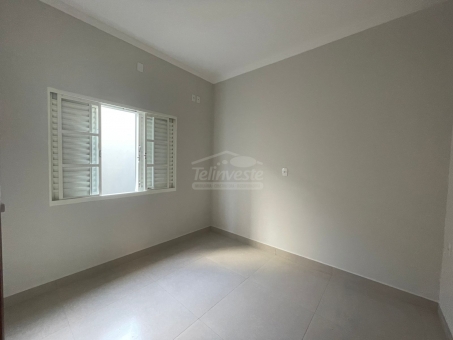2 Casas no Centro de S&atilde;o Jo&atilde;o Batista do Gloria 