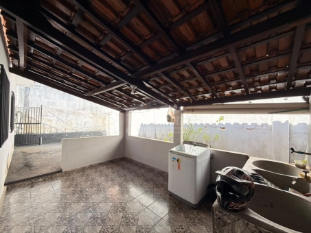 Casa + c&ocirc;modo comercial &agrave; venda - JD Primavera