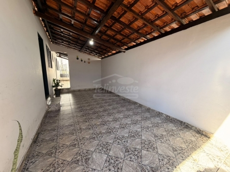 Casa + c&ocirc;modo comercial &agrave; venda - JD Primavera