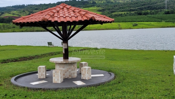 CHACARA EM MONTE SANTO DE MINAS