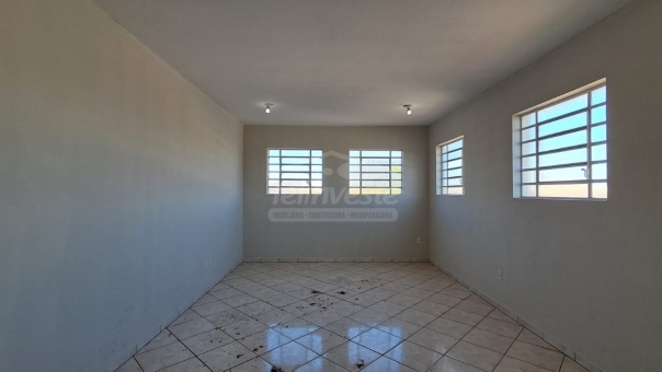COMODO COMERCIAL - SANTA LUZIA