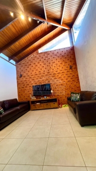 EXCELENTE CASA A VENDA - JARDIM CANADA