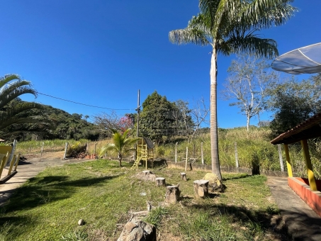 SITIO A VENDA EM PASSOS