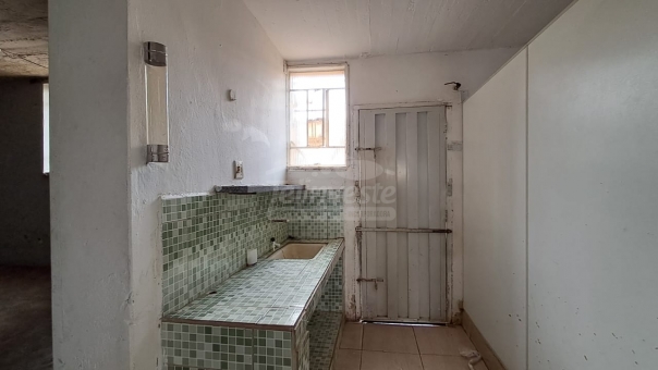 COMODO COMERCIAL - SANTA CASA