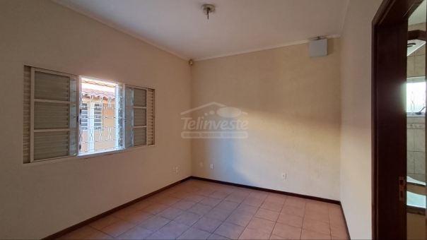EXCELENTE CASA - VILA RICA
