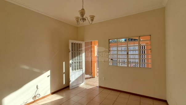 EXCELENTE CASA - VILA RICA