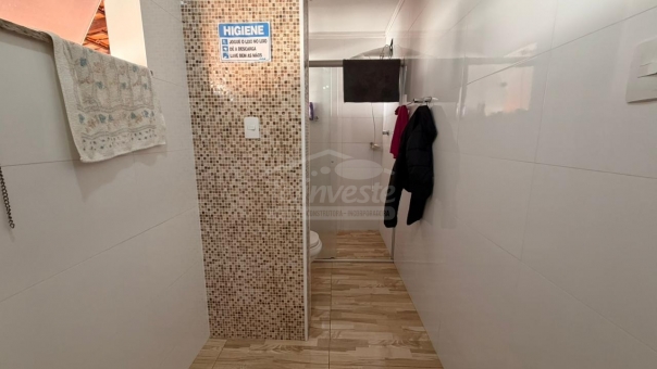 Casa a Venda - Av Buenos Aires