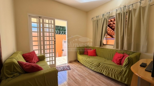 Casa a Venda - Av Buenos Aires