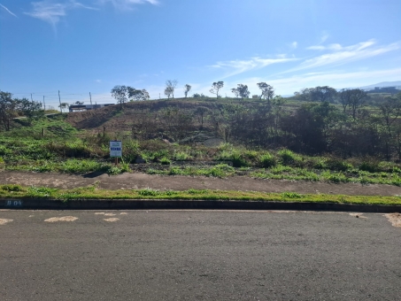 LOTE NO BAIRRO ALVORADA