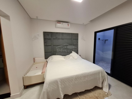 BEL&Iacute;SSIMA CASA NO MARIA E VADICO
