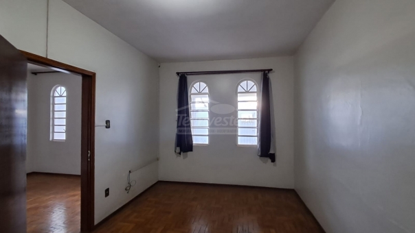 CASA COMERCIAL - BELO HORIZONTE