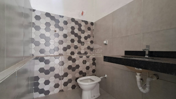 COMODO COMERCIAL 
