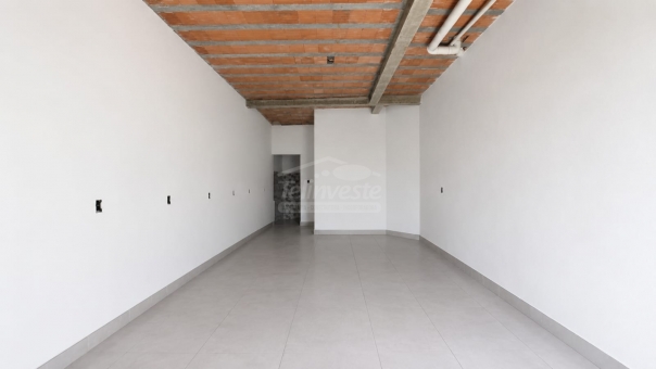 COMODO COMERCIAL 
