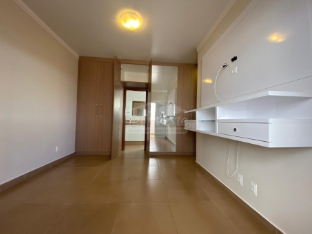 EXCELENTE APARTAMENTO CENTRAL