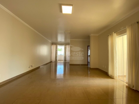 EXCELENTE APARTAMENTO CENTRAL