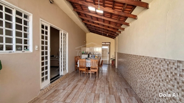 CASA COM PISCINA - JARDIM PANORAMA