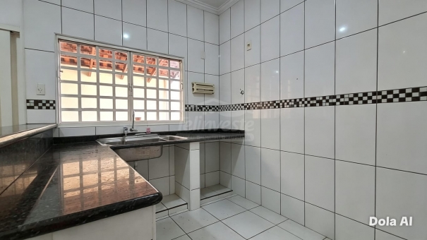 CASA COM PISCINA - JARDIM PANORAMA