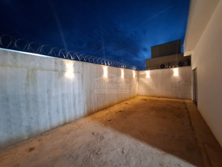 CASA NO BAIRRO MARIA E VADICO