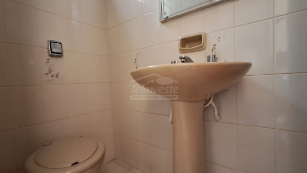 CASA COM PISCINA - MUARAMA