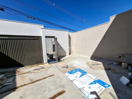 CASA NO BAIRRO AROEIRAS