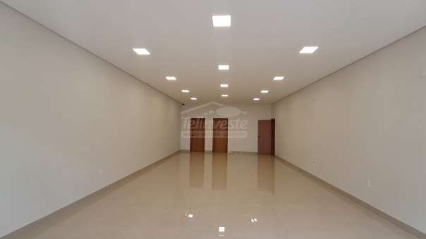 Comodo comercial - Santa Maria Goretti 