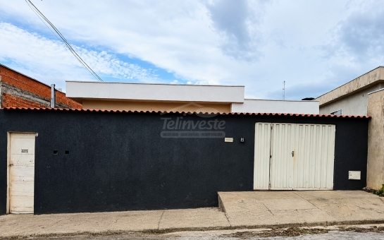 Casa a Venda - Coimbras
