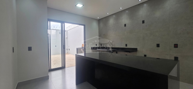 CASA A VENDA - VILLAGIO D` IT&Aacute;LIA