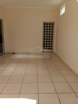 CASA A VENDA - CENTRO