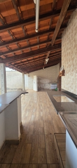 CASA A VENDA - BAIRRO CALIF&Oacute;RNIA 