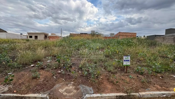 LOTE A VENDA - VILA S&Atilde;O JOS&Eacute;