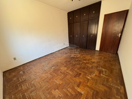 Casa &agrave; venda Centro Passos MG