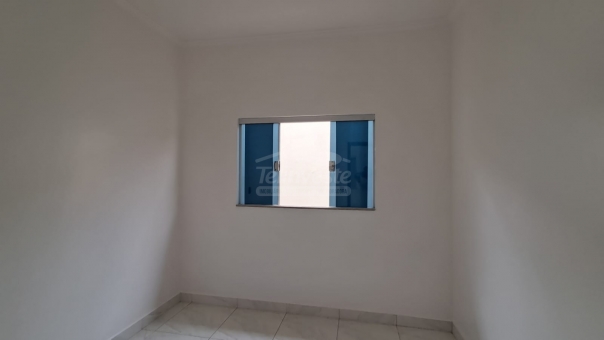 Casa - Jardim It&aacute;lia 