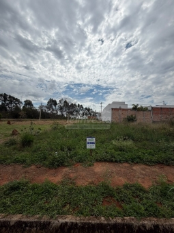 LOTE A VENDA NO MIRANTE DO VALLE