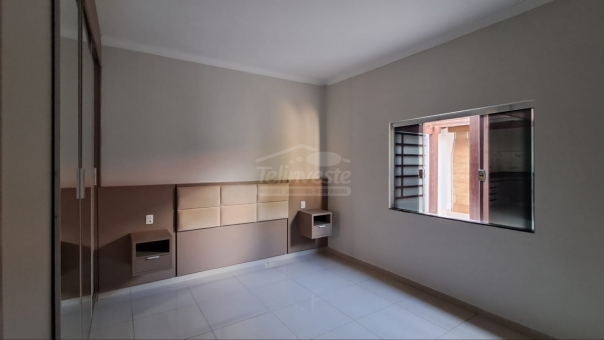 Casa - Jardim It&aacute;lia 