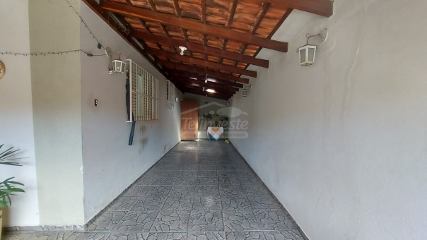 CASA A VENDA - NOVA CALIFORNIA