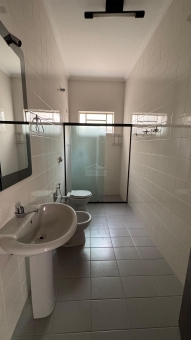 Excelente Casa a venda no Centro 