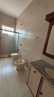 Excelente Casa a venda no Centro 
