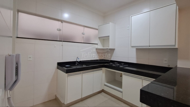 Apartamento - Novo Mundo 