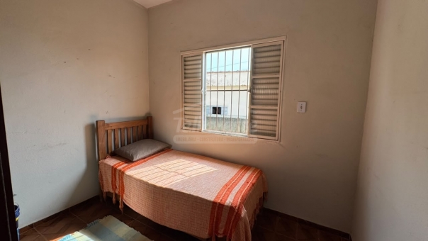 CASA A VENDA NO COLEGIO DE PASSOS