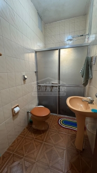 CASA A VENDA NO COLEGIO DE PASSOS