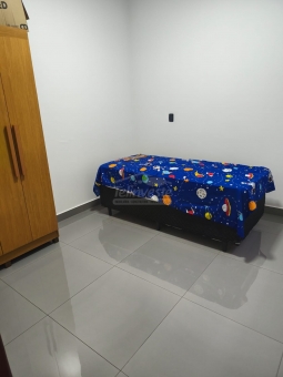 CASA NO ALTO DOS P&Aacute;SSAROS