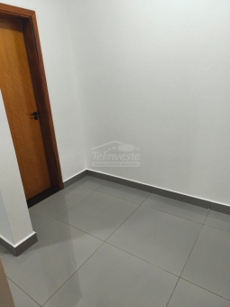 CASA NO ALTO DOS P&Aacute;SSAROS