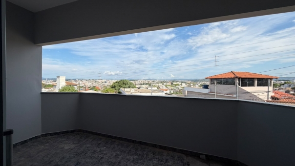 EXCELENTE CASA A VENDA - JARDIM PLANALTO