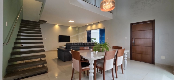 CASA A VENDA - JARDIM PLANALTO