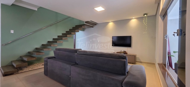 CASA A VENDA - JARDIM PLANALTO