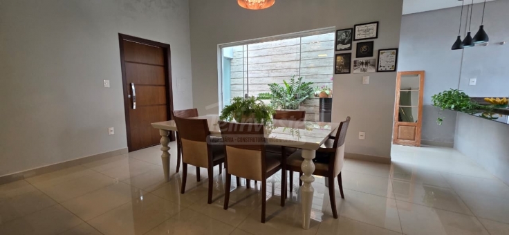 CASA A VENDA - JARDIM PLANALTO