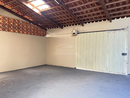 CASA NO BAIRRO NOSSA SRA APARECIDA